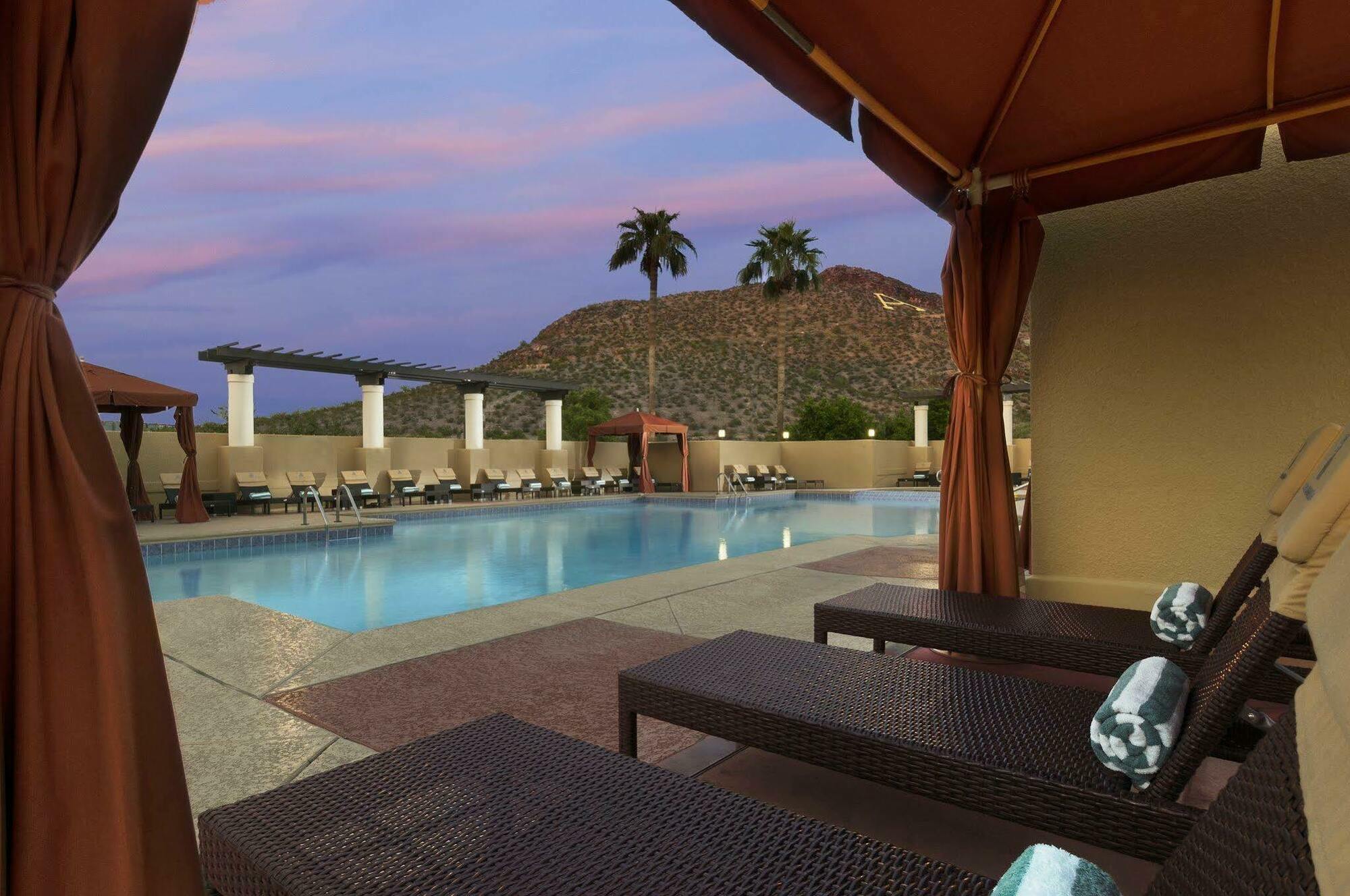 Tempe Mission Palms- Destination Fee Includes Parking Hotel Buitenkant foto